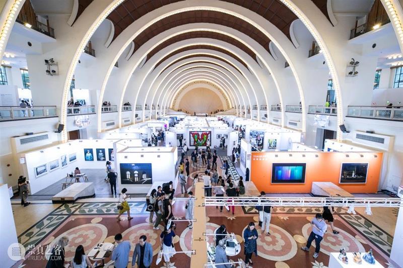 影像上海艺术博览会参展画廊 | 五月公园画廊 博文精选 PHOTOFAIRS 公园 画廊 影像 上海艺术博览会 外景 展位 艺术家 王庆松 塞巴斯提奥 萨尔加多 崇真艺客